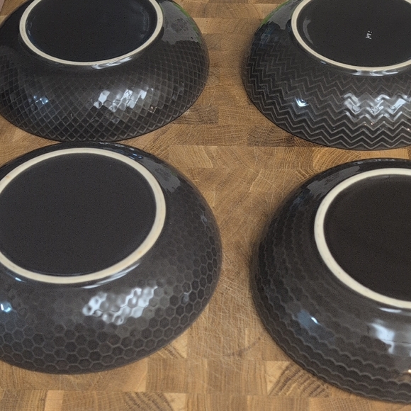 Gray Patterned Set - Picture 13 of 15